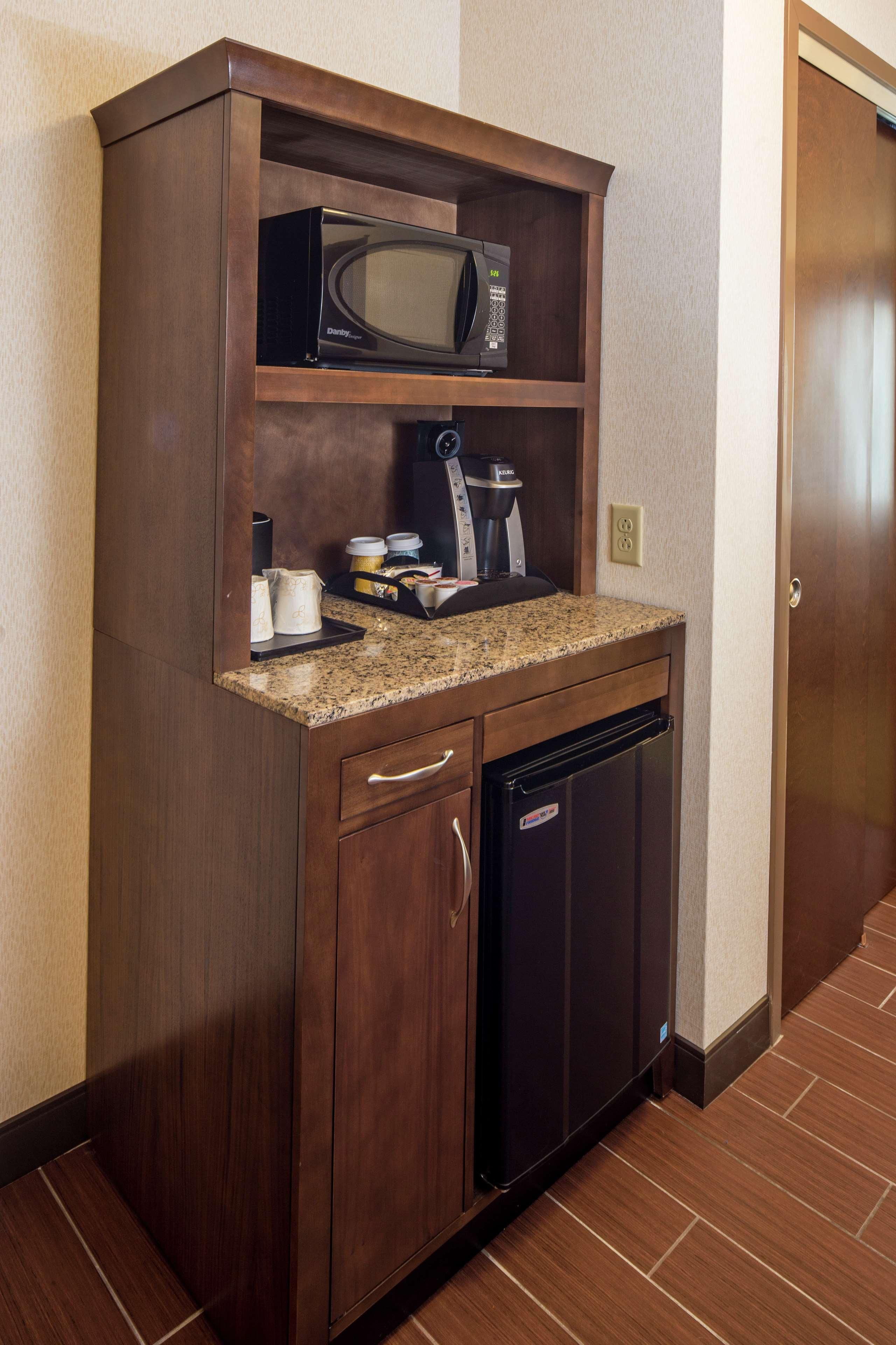 Hilton Garden Inn Uniontown Kültér fotó