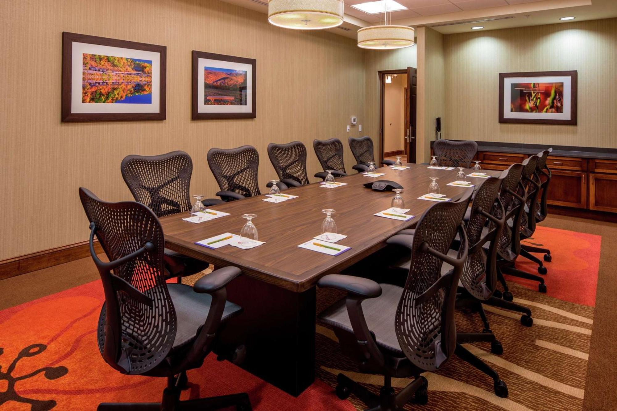 Hilton Garden Inn Uniontown Kültér fotó