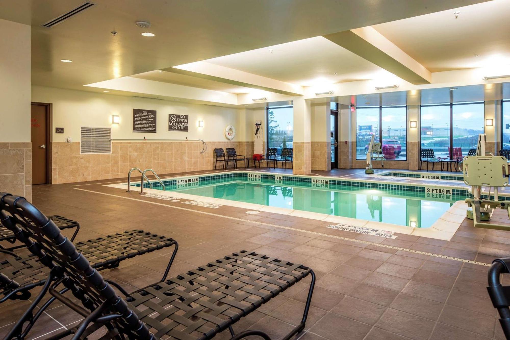 Hilton Garden Inn Uniontown Kültér fotó